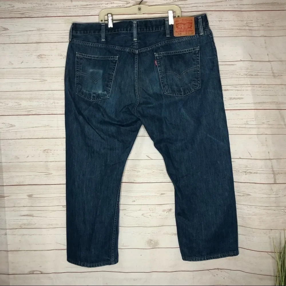 Levi 514 straight fit mens jeans W42 L30